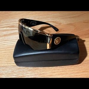 Versace Unisex Sunglasses 🔥